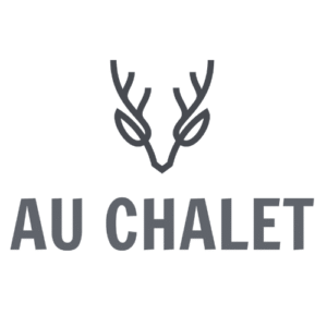 Logo Au Chalet avec illustration de bois de cerf, identité visuelle par Maud Communication